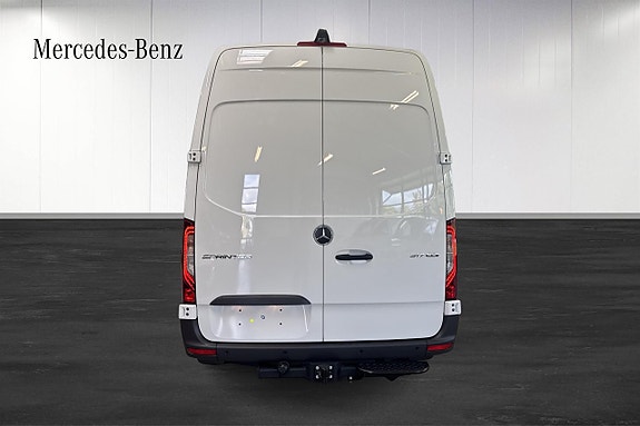 Mercedes-Benz Sprinter 317 14 of 16