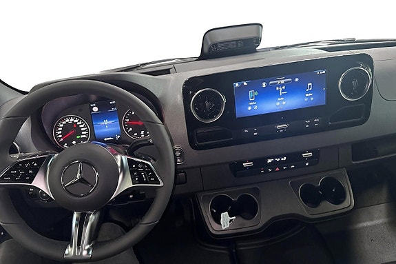Mercedes-Benz Sprinter 317 7 of 16