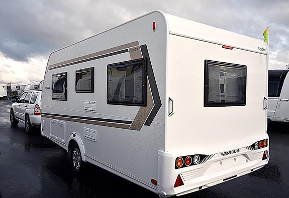 Weinsberg 450 FU CaraOne, Dubbelbädd 26 of 27