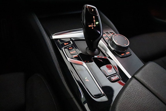 BMW 520 11 of 17