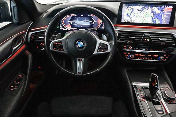 BMW 520 9 of 17