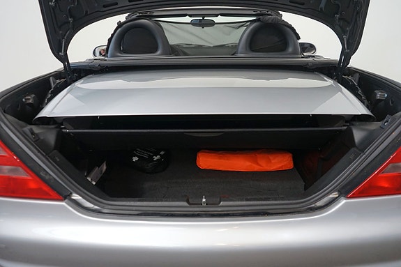 Mercedes-Benz SLK230 12 of 13