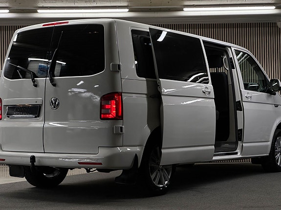 Volkswagen Caravelle 11 of 19