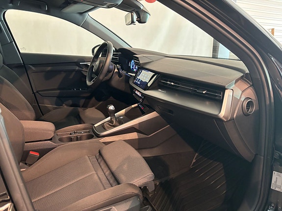 Audi A3 9 of 12