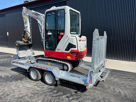Takeuchi TB 225 Grävarpaket Brian James Engcon 4 of 5