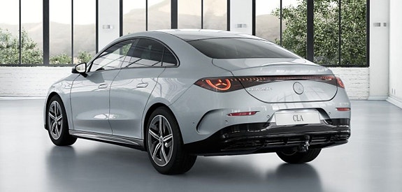 Mercedes-Benz CLA250+ 3 of 7