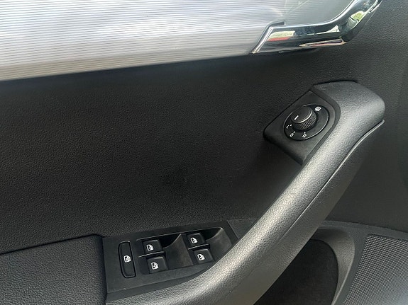 Skoda Octavia 8 of 26