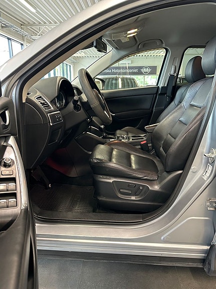 Mazda CX-5 5 of 5