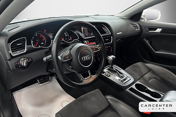 Audi A5 6 of 23