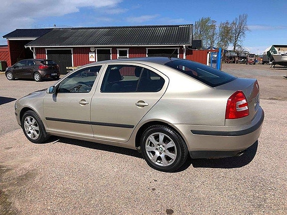 Skoda Octavia 6 of 12
