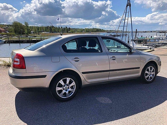 Skoda Octavia 7 of 12