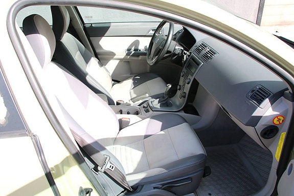 Volvo V50 14 of 14