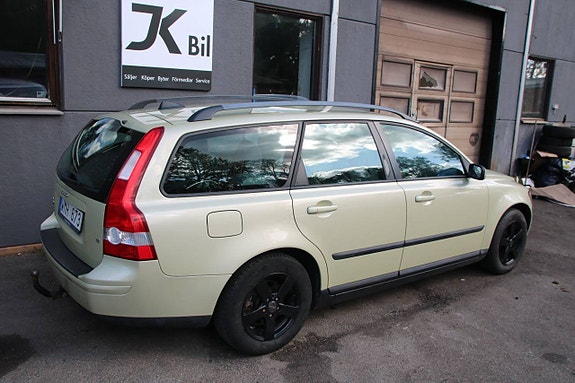 Volvo V50 5 of 5