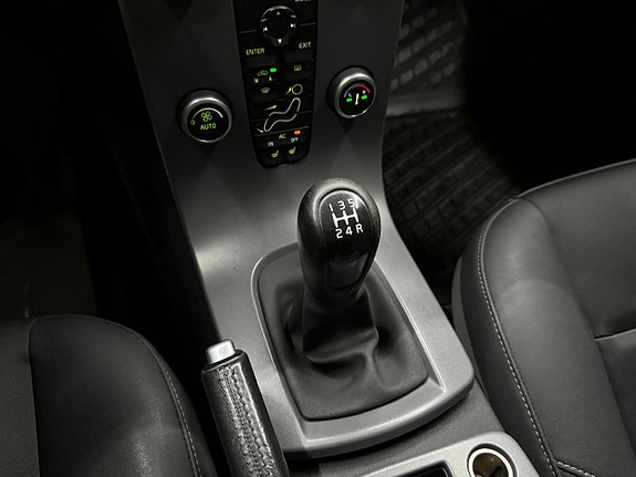 Volvo V50 12 of 14