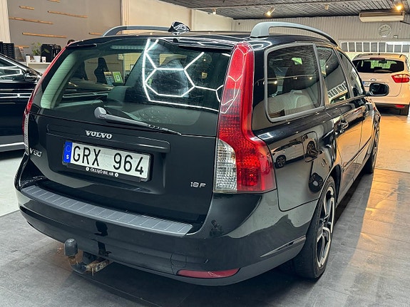 Volvo V50 5 of 5