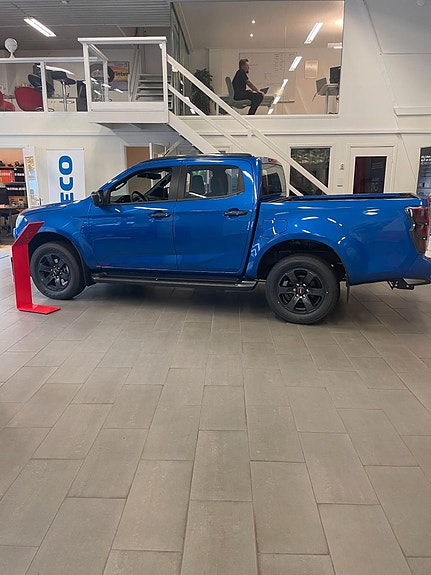 Isuzu D-max 3 of 10