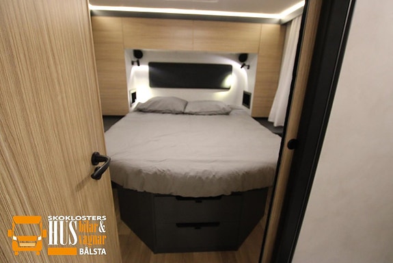 Pilote G740 FC Evidence 180hk Automat Alde Litium Vinterpa 14 of 25