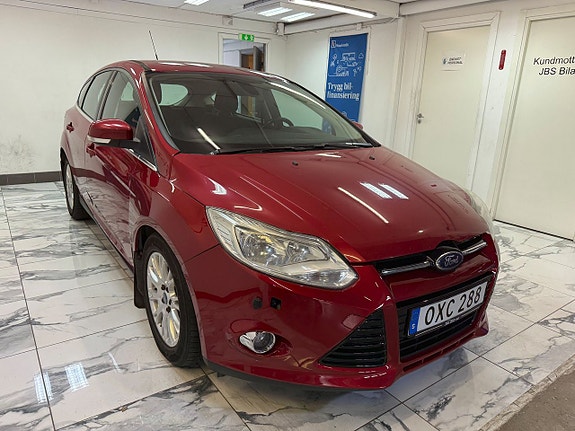Ford Focus 2 of 5