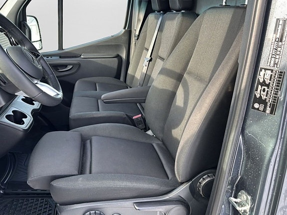 Mercedes-Benz Sprinter 208 13 of 15