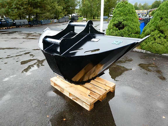 SE Profilskopa 800L med Grävfäste S70