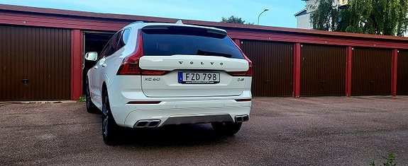 Volvo XC60 7 of 12