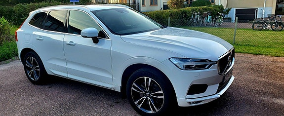 Volvo XC60 2 of 12