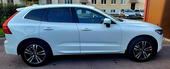 Volvo XC60 5 of 12