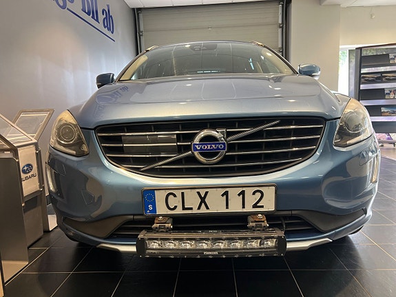 Volvo XC60 3 of 15