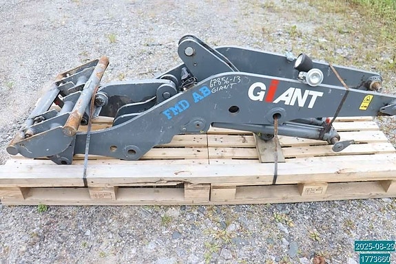 GiANT V 6004 T 2 of 5