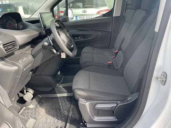 Peugeot Partner 9 of 16