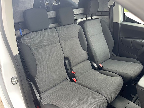 Peugeot Partner 15 of 16