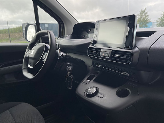 Peugeot Partner 11 of 16