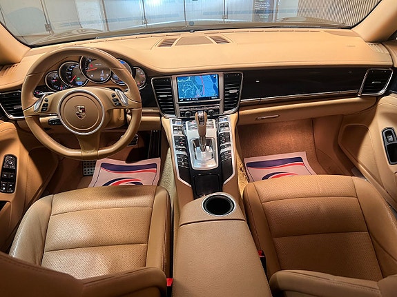 Porsche Panamera 13 of 21