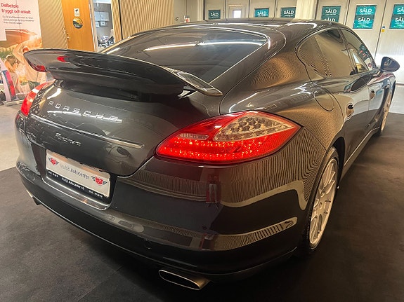 Porsche Panamera 5 of 5