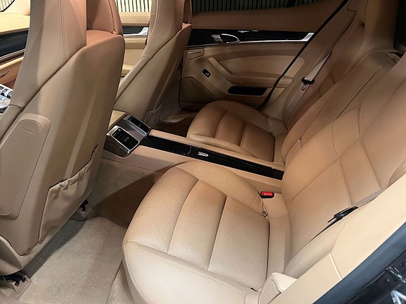 Porsche Panamera 9 of 21