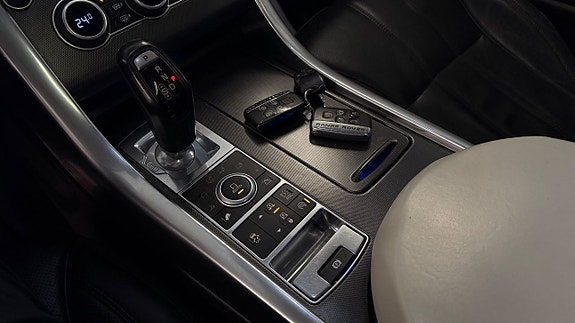 Land Rover Range Rover Sport 15 of 27