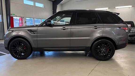 Land Rover Range Rover Sport 5 of 5