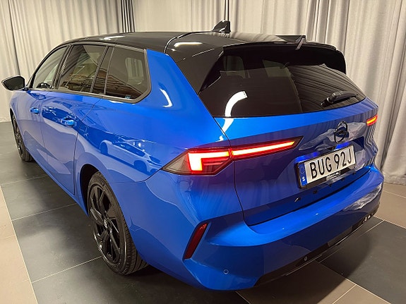 Opel Astra 3 of 5