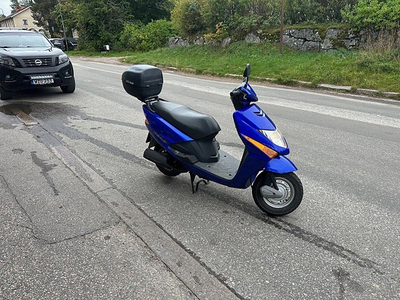 Honda Lead 100 Scv *Nybesiktigad -05 2 of 6