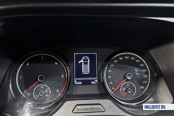 Volkswagen Transporter 10 of 24
