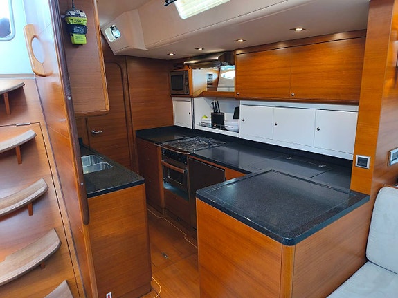 X-Yachts X65 / 2010 8 of 12