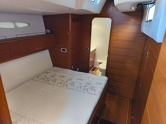 X-Yachts X65 / 2010 9 of 12