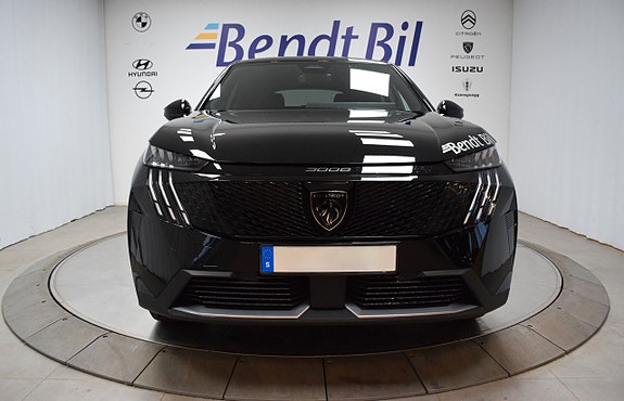Peugeot 3008 3 of 5