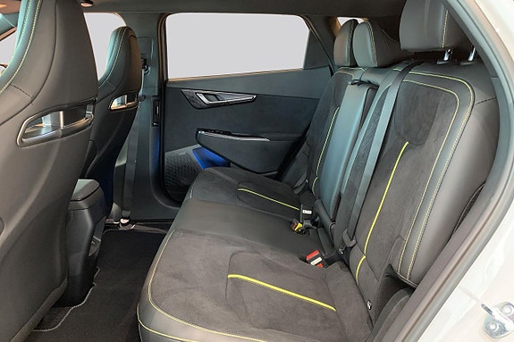 Kia EV6 9 of 19