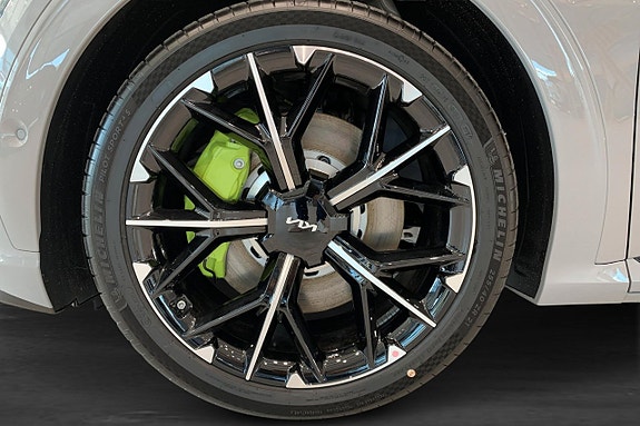 Kia EV6 15 of 19
