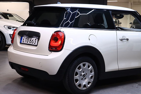 MINI One 5 of 5