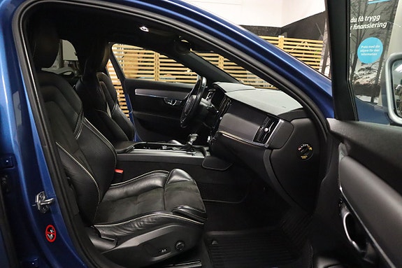 Volvo V90 10 of 23