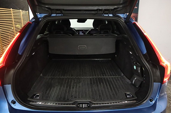 Volvo V90 13 of 23