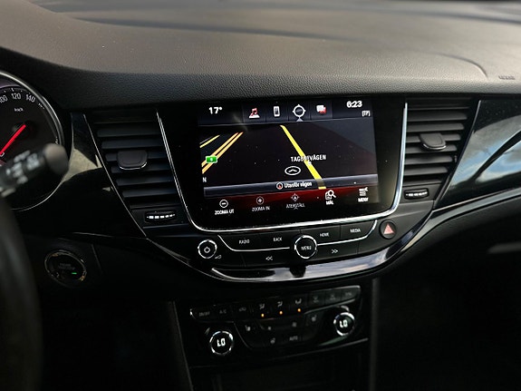 Opel Astra 15 of 27