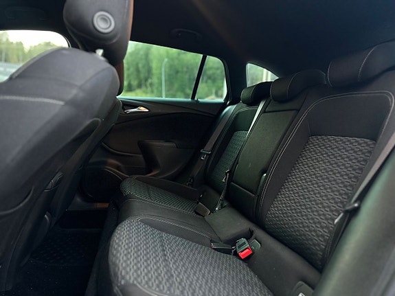 Opel Astra 22 of 27